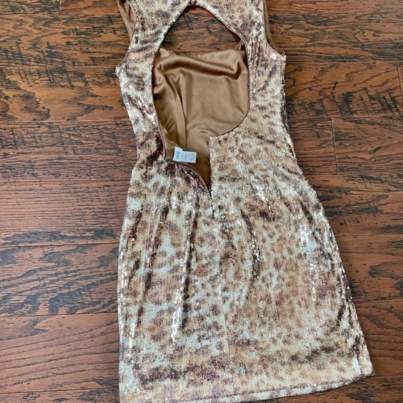 Cache Mini Party Dress 1980s Leopard Print Sequined Cut Out Back Size 4 - Picture 9 of 9